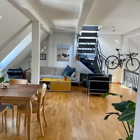 Private Rooftop In דירה *